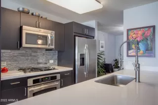 Photo #5: 6435481 Listing