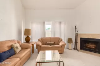 Photo #5: 6435536 Listing