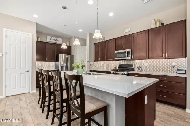 MLS: 6435636 Condo For Sale