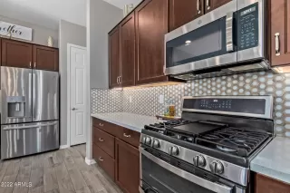 Photo #1: 6435636 Listing