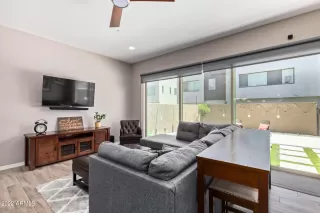 Photo #5: 6435636 Listing