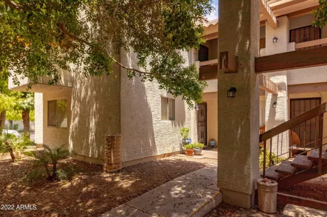 MLS: 6435952 Condo For Sale