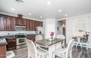 Photo #3: 6436246 Listing 