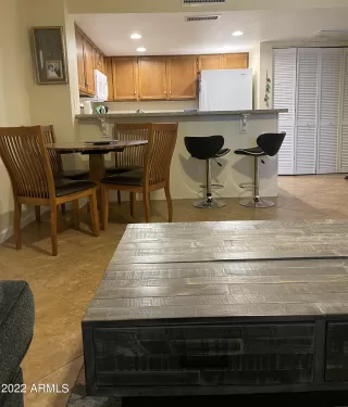 Photo #6: 6436286 Listing