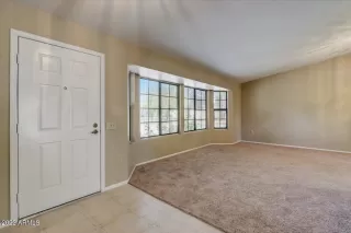 Photo #6: 6436291 Listing