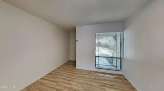 Photo #2: 6436427 Listing 