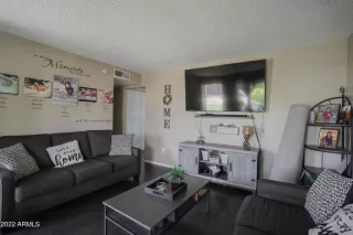 Photo #4: 6436506 Listing 