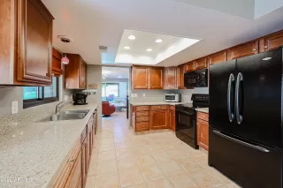 Photo #2: 6436629 Listing