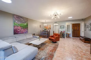 Photo #5: 6436629 Listing