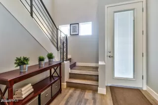 Photo #2: 6436799 Listing