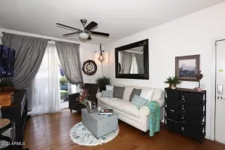 Photo #3: 6436800 Listing 