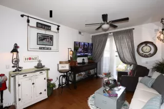 Photo #4: 6436800 Listing 