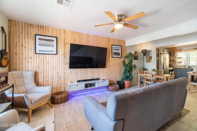 MLS: 6437068 Condo For Sale
