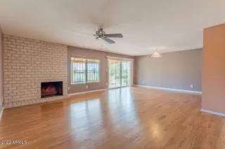 Photo #6: 6437075 Listing