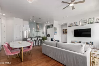 Photo #4: 6437076 Listing