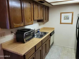 Photo #5: 6437140 Listing