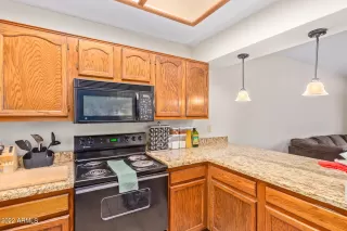 Photo #4: 6437191 Listing