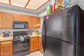 Photo #6: 6437191 Listing