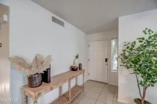 Photo #5: 6437202 Listing