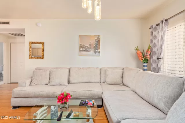 MLS: 6437299 Condo For Sale