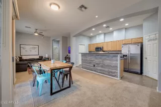 Photo #6: 6437396 Listing 