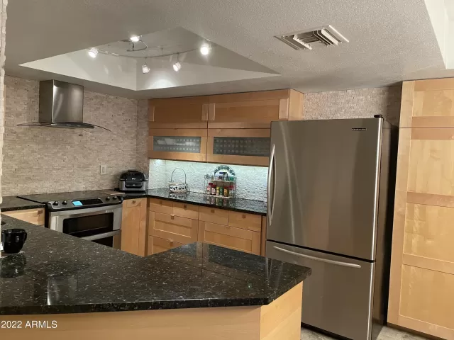 MLS: 6437419 Condo For Sale