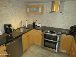 Photo #2: 6437419 Listing