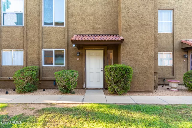 MLS: 6437594 Condo For Sale