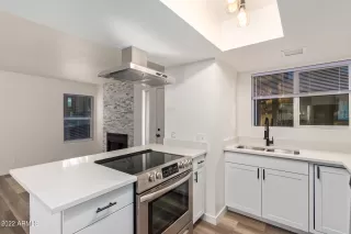 Photo #6: 6437594 Listing