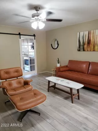 Photo #2: 6437625 Listing 