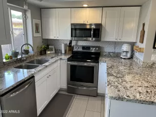 Photo #6: 6437752 Listing