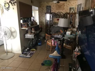 Photo #2: 6437755 Listing