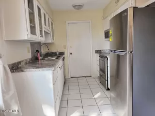 Photo #6: 6437760 Listing