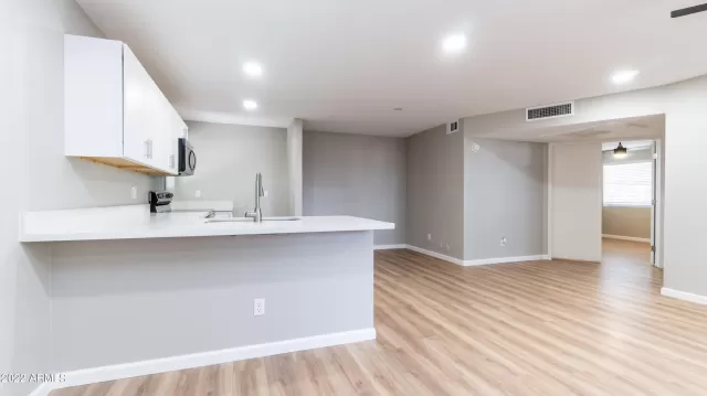 MLS: 6437808 Condo For Sale
