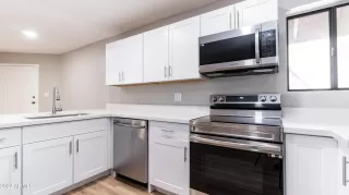 Photo #4: 6437808 Listing 