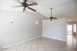 Photo #6: 6437956 Listing