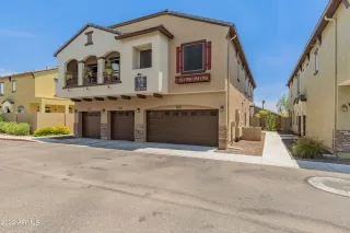 Photo #1: 6438103 Listing