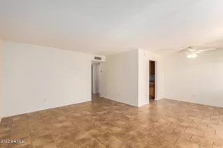 Photo #4: 6438170 Listing 