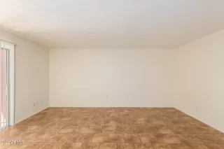 Photo #5: 6438170 Listing 