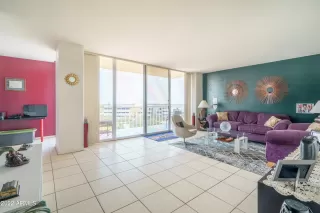 Photo #4: 6438411 Listing