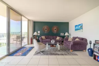 Photo #5: 6438411 Listing