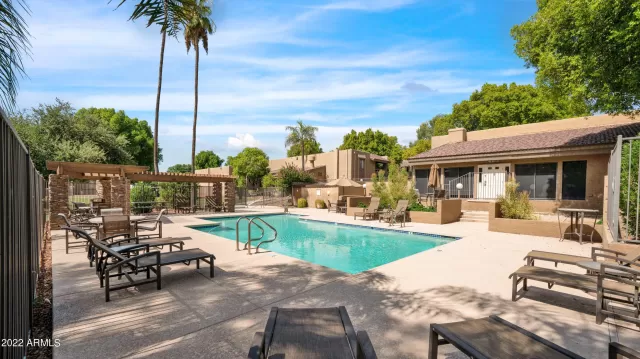 MLS: 6438418 Condo For Sale