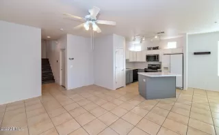 Photo #6: 6438481 Listing