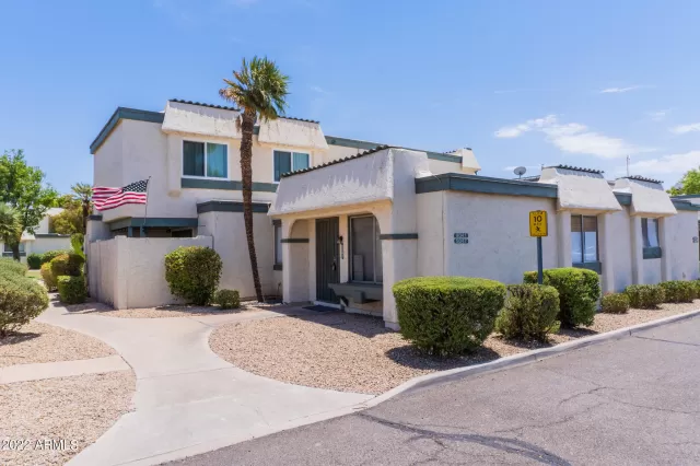 MLS: 6438749 Condo For Sale