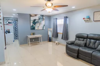 Photo #2: 6438749 Listing 