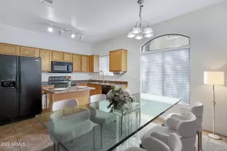 Photo #2: 6438941 Listing 