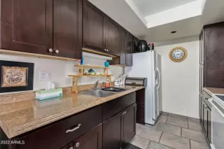 Photo #3: 6438949 Listing