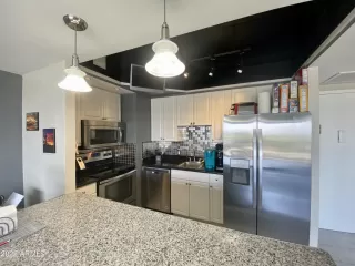 Photo #2: 6438971 Listing