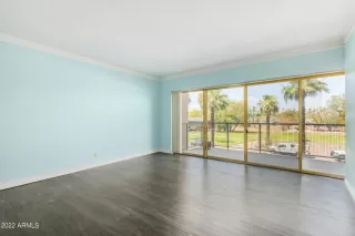 Photo #4: 6438993 Listing