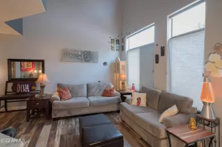 Photo #6: 6439061 Listing